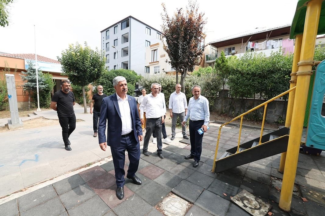 Başkan Ömeroğlu yeni kurulacak afet koordinasyon merkezini inceledi