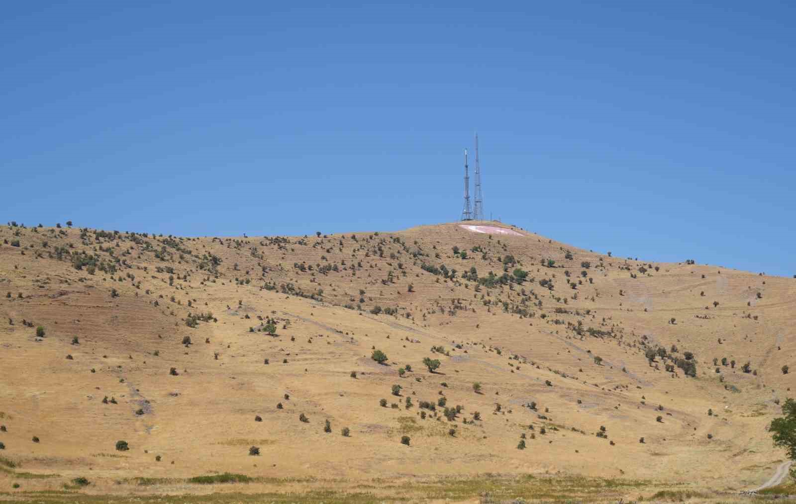 Muş’ta arazileri askeri atış alanı sınırında kalan vatandaşlar çözüm bekliyor