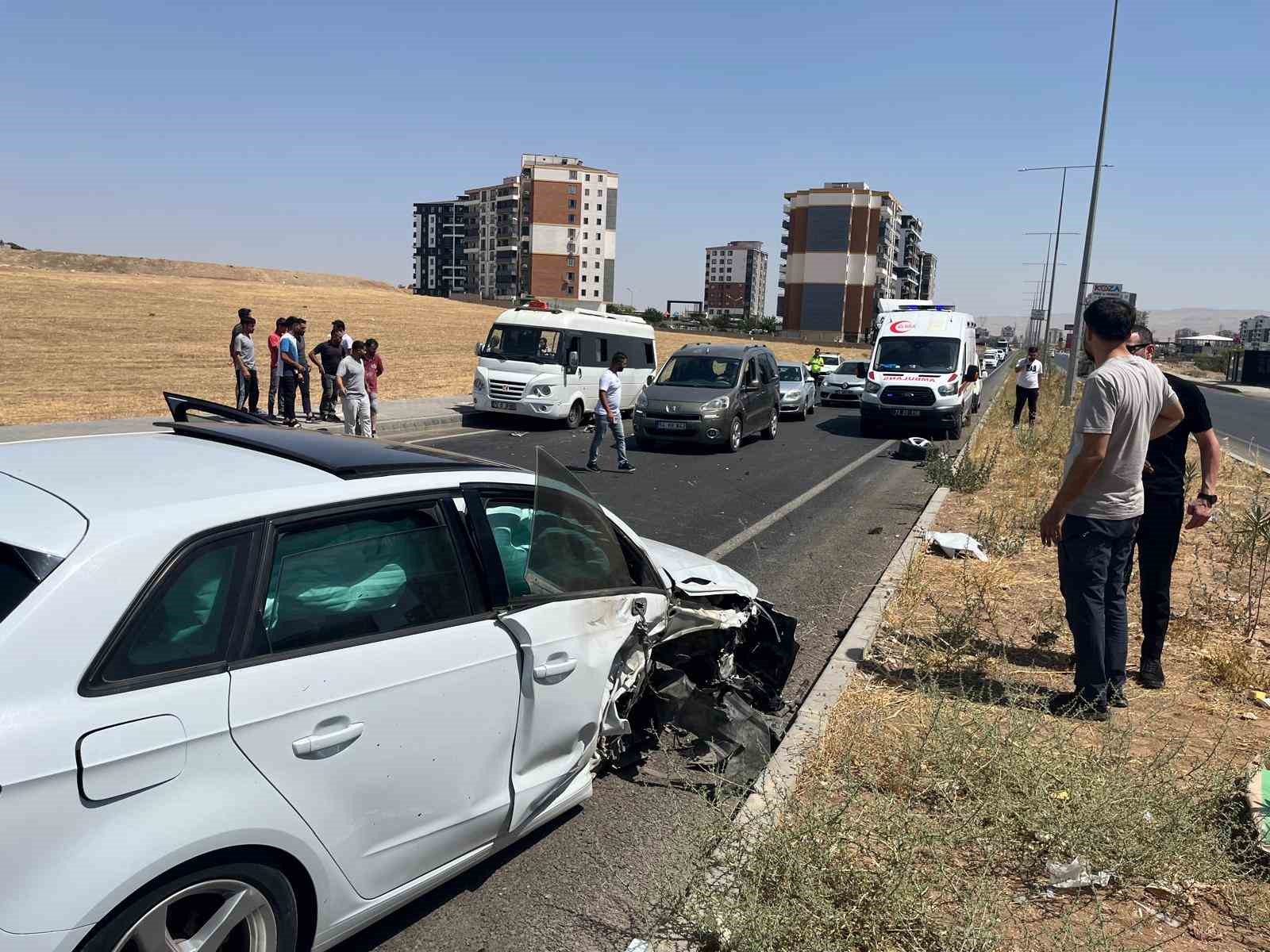 Batman’da zincirleme kaza: 2 yaralı