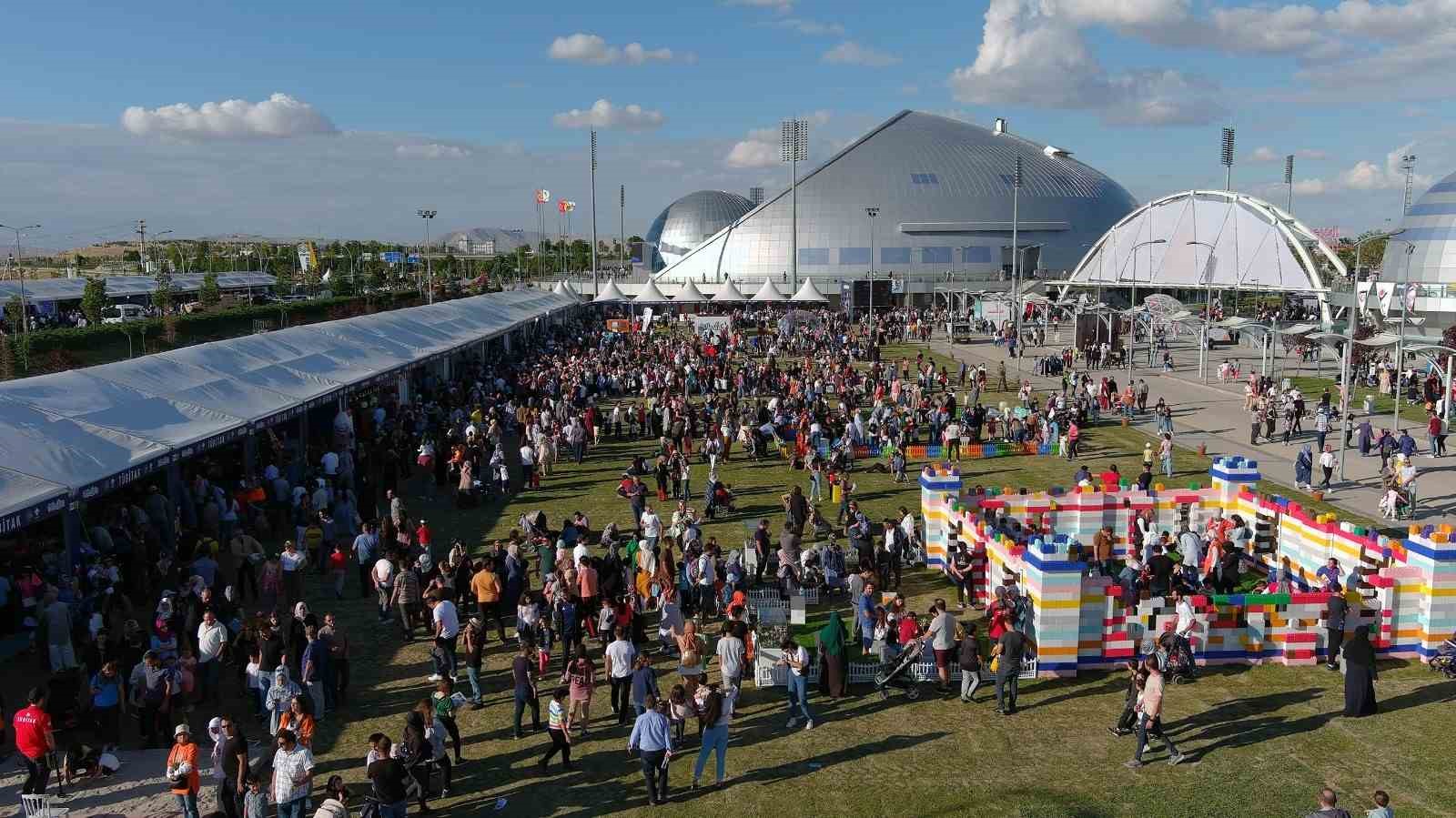 Türkiye’nin en büyük bilim festivali 21 Ağustos’ta 10. kez kapılarını açıyor