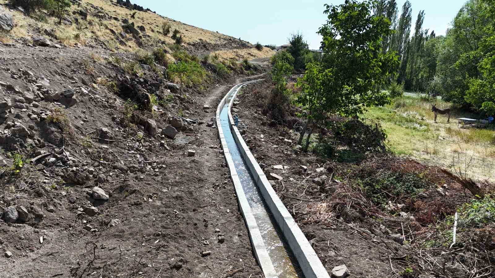 B&uuml;y&uuml;kşehir&rsquo;den &ccedil;ift&ccedil;iye binlerce dekarlık sulama m&uuml;jdesi
