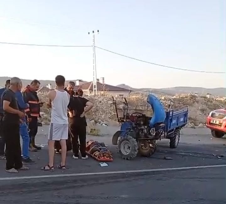 Malatya’da otomobil ile çapa motoru çarpıştı: 4 yaralı