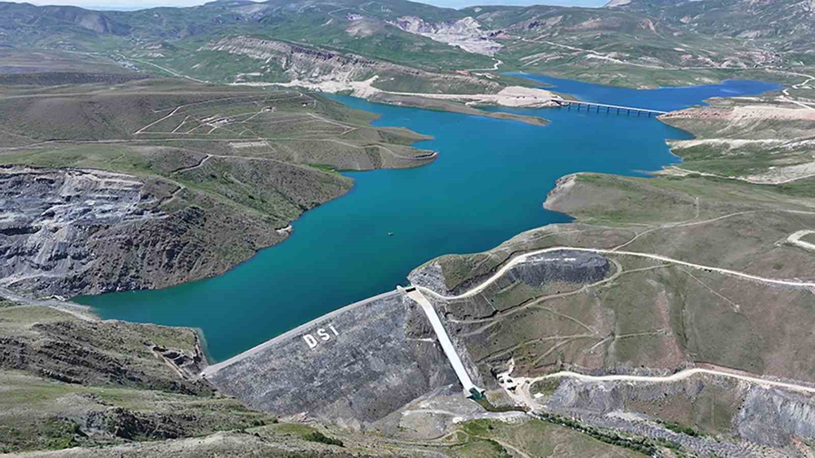 Erzincan Turna&ccedil;ayırı Barajı Sulaması inşaatında &ccedil;alışmalar devam ediyor
