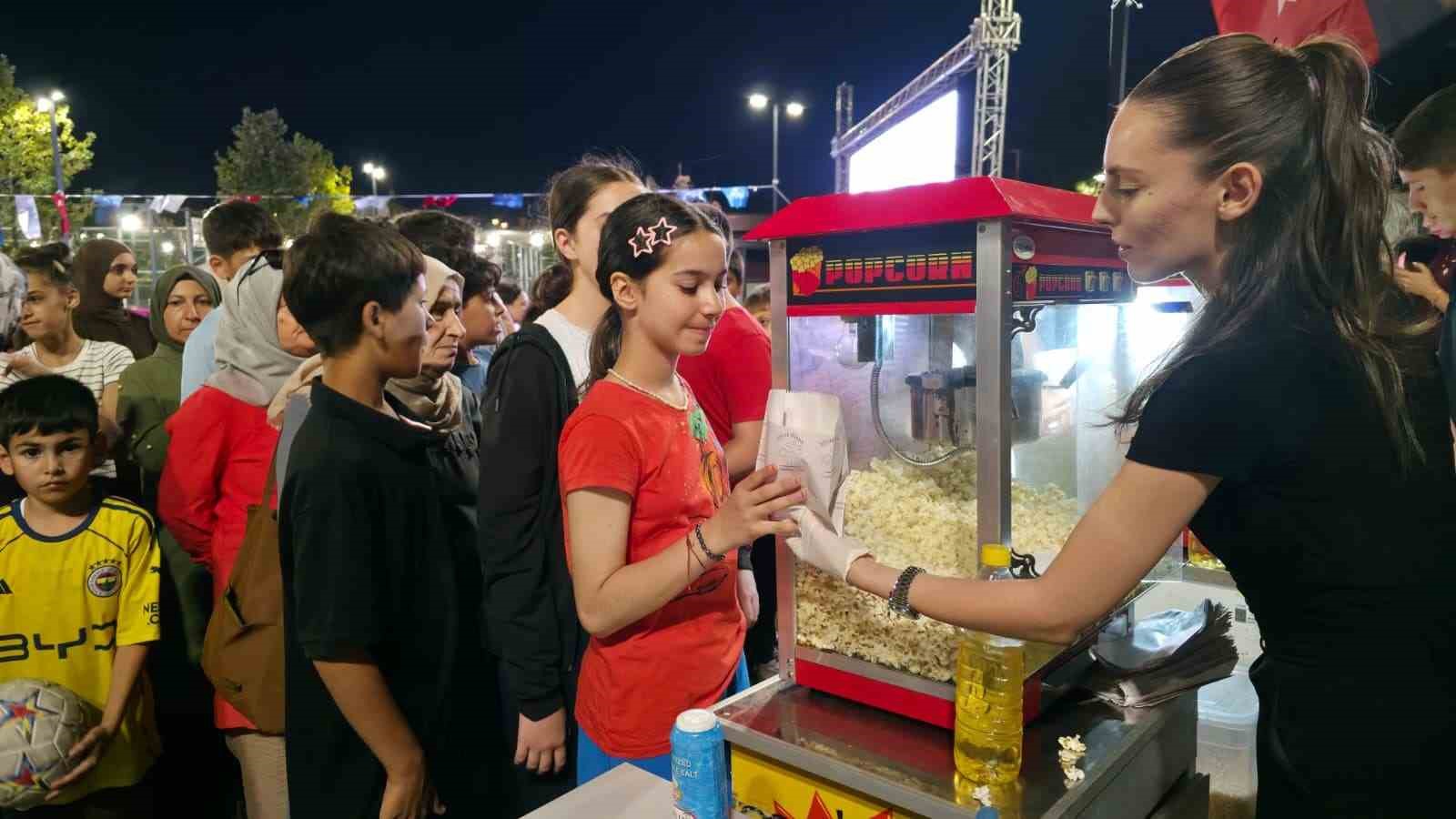 Kitapseverlere film molası