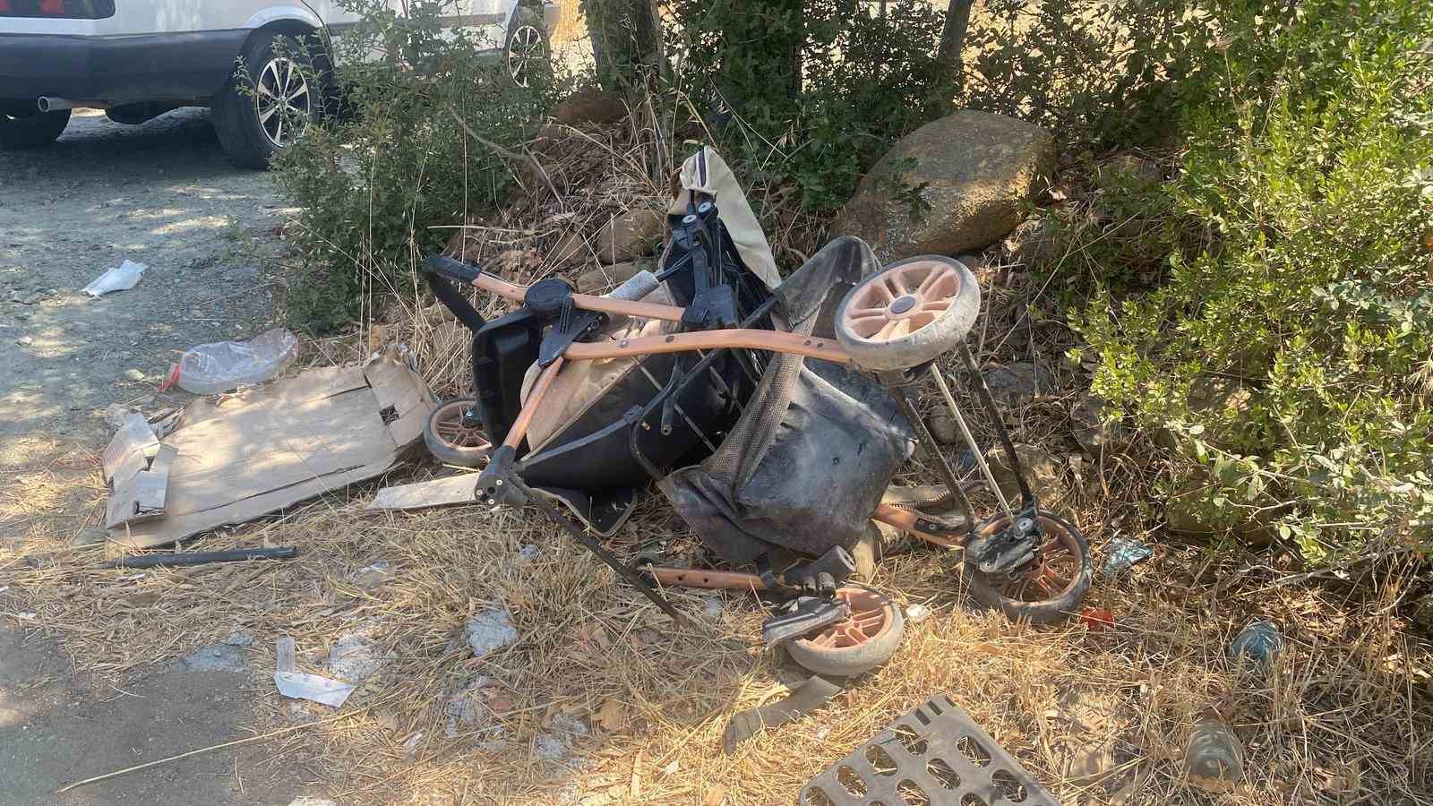 Düğün dönüşü alkollü sürücünün çarptığı bebek arabasında can veren Miran battaniyesiyle defnedildi