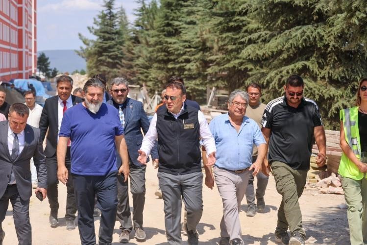 Bilecik&rsquo;te KYK yurt inşaatında inceleme
