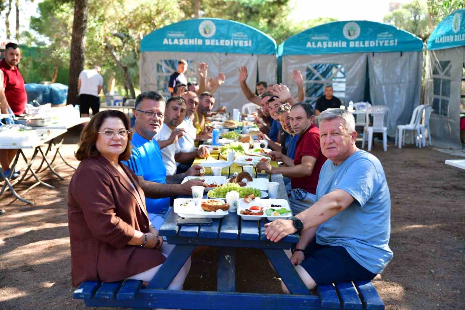 Alaşehir Belediyesi personeline Didim’de ücretsiz tatil