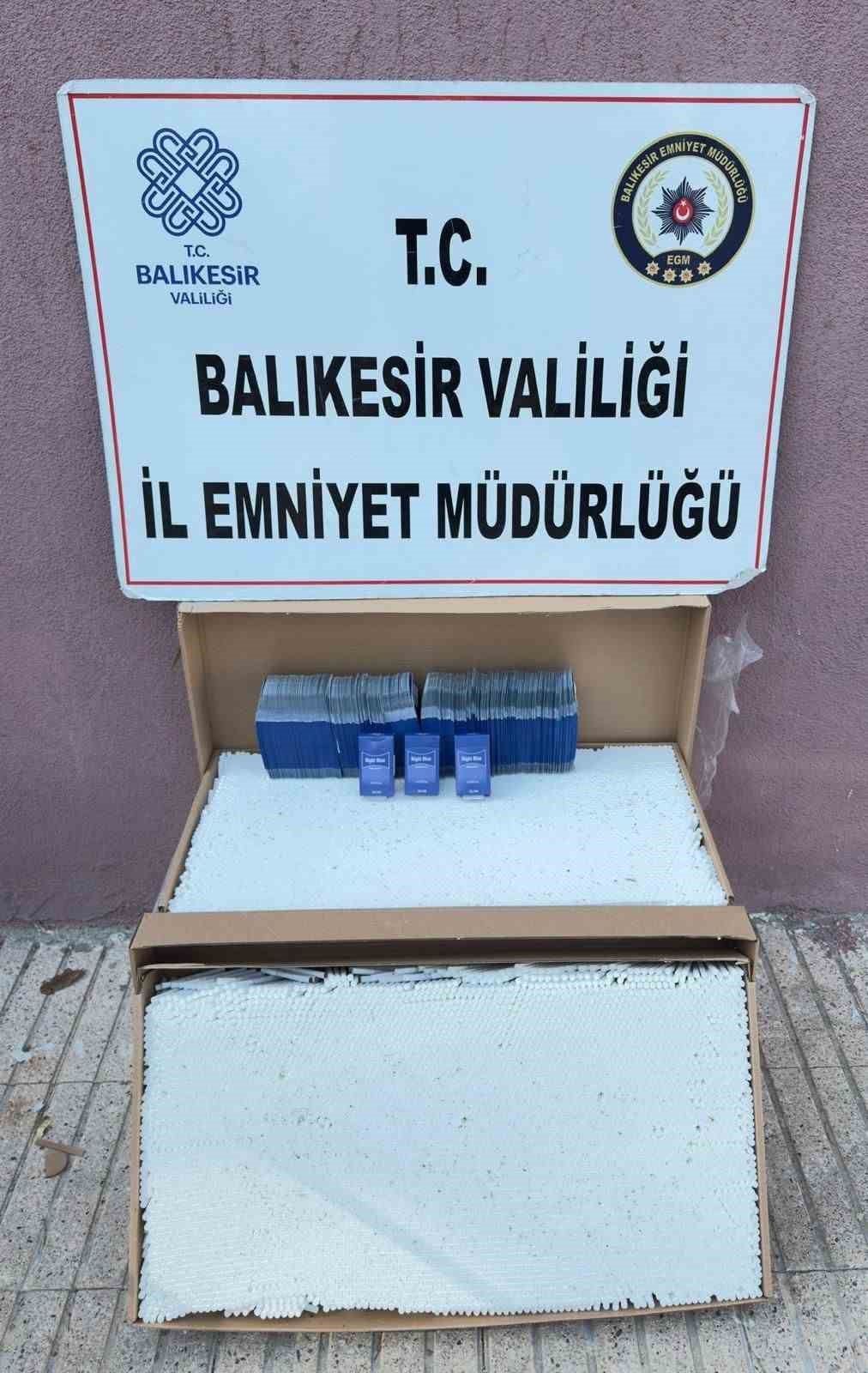 Balıkesir&rsquo;de ka&ccedil;ak t&uuml;t&uuml;n operasyonu; 2 şahsa g&ouml;zaltı
