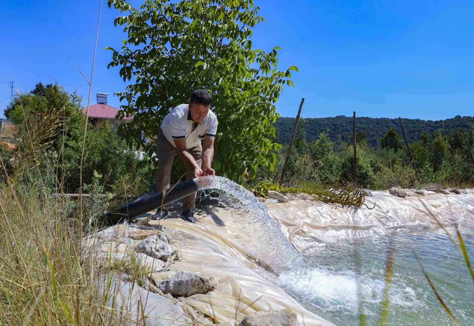 Erdemli&rsquo;nin kırsalına sulama borusu desteği
