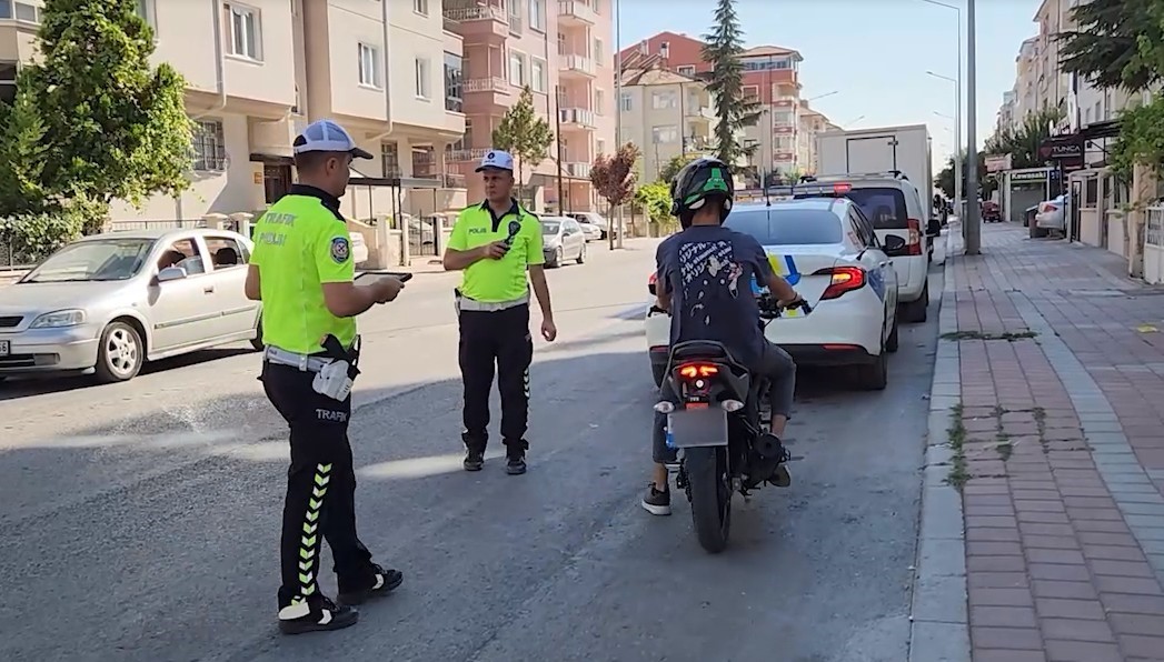 Karaman’da trafik kurallarına uymayan 401 motosiklete ceza yazıldı