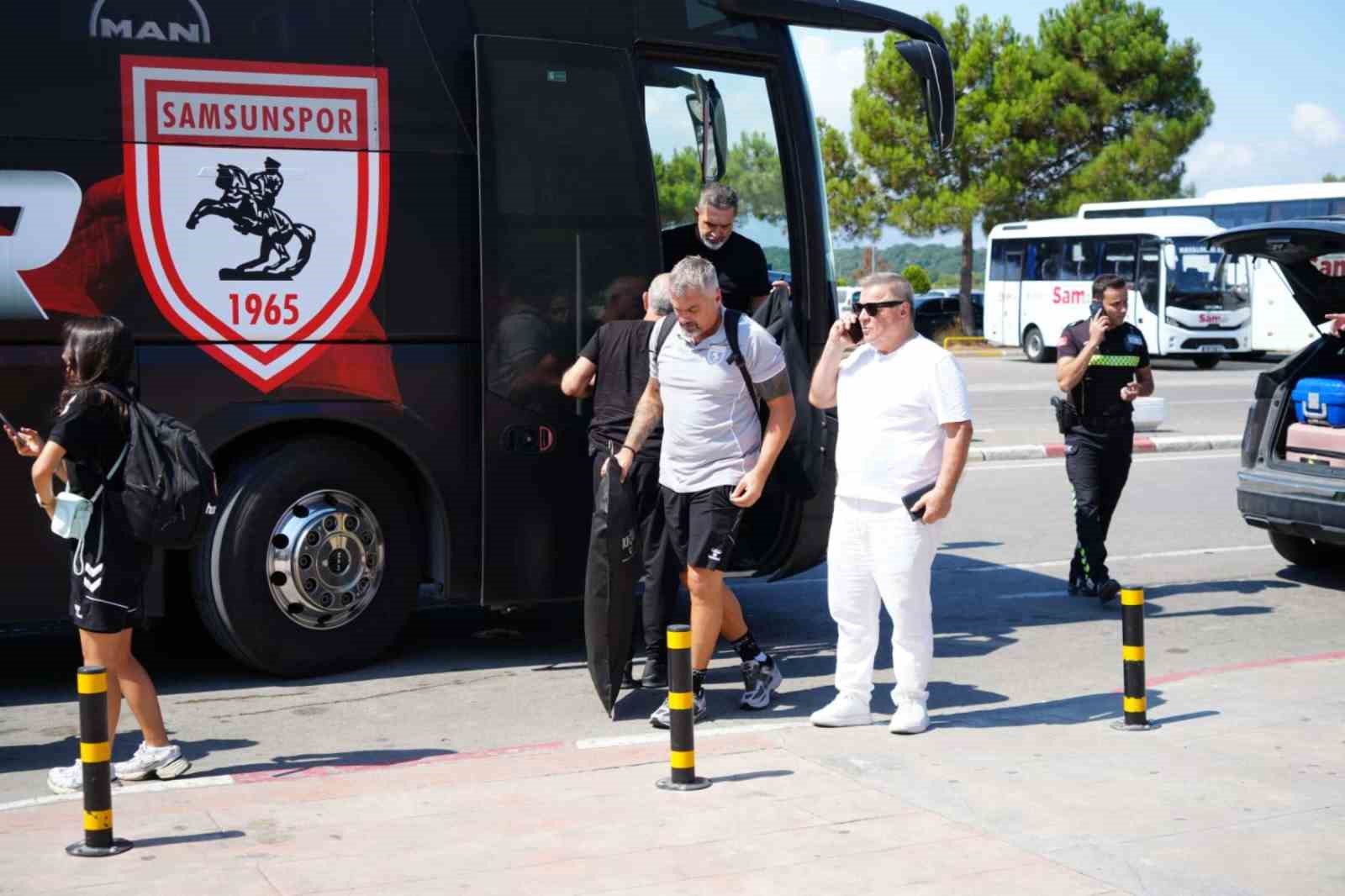 Samsunspor, Panathianikos maçı için Atina’ya gitti
