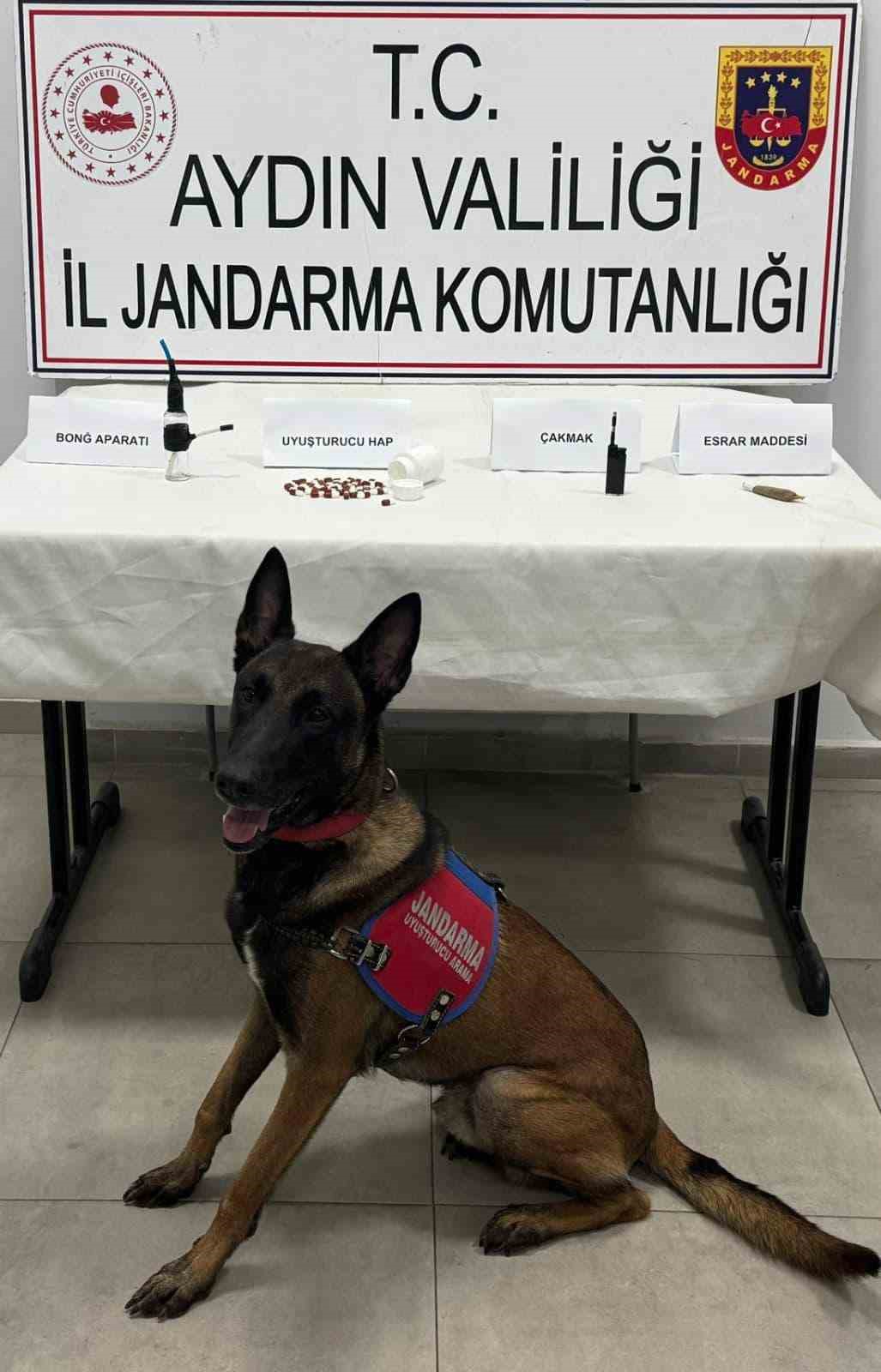 Durdurulan şüpheli araçtan uyuşturucu çıktı