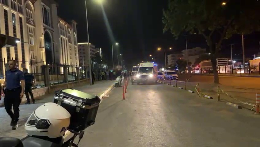 Araç park kavgasında 5 kişi yaralandı