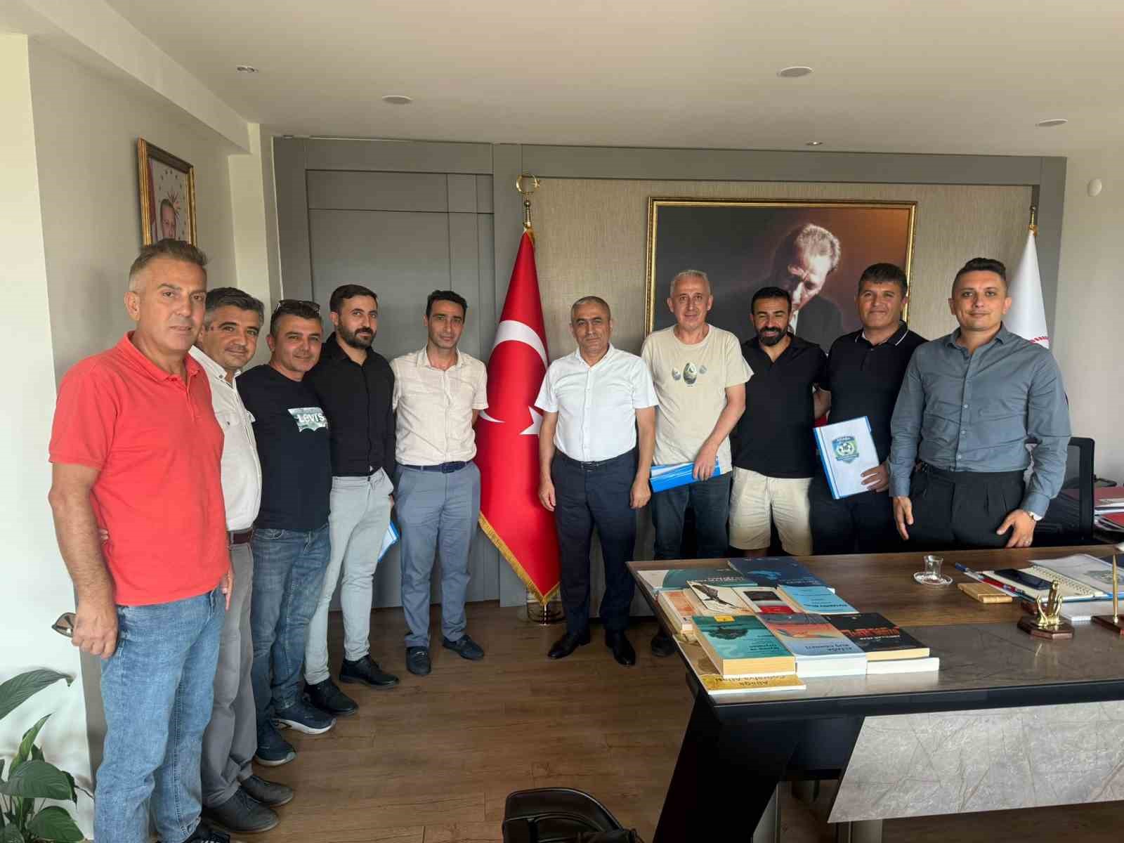 Aliağa’da Master Futbol Turnuvası başlıyor
