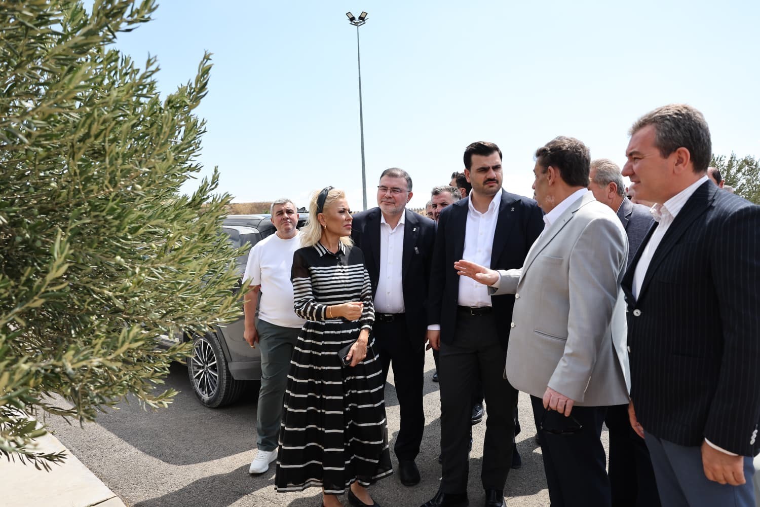 İnan: "Bergama, yatırımlardan ekonomik ve sosyal katkı almalı"
