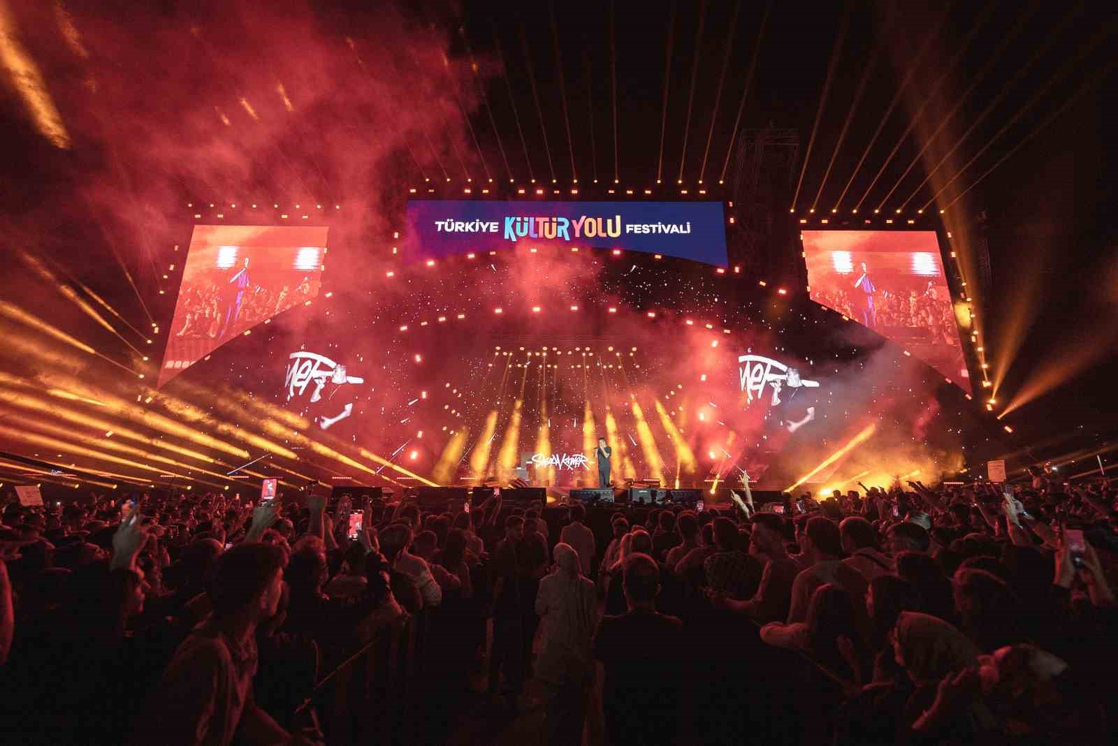 Sagopa Kajmer’den Erzurum’da unutulmaz performans
