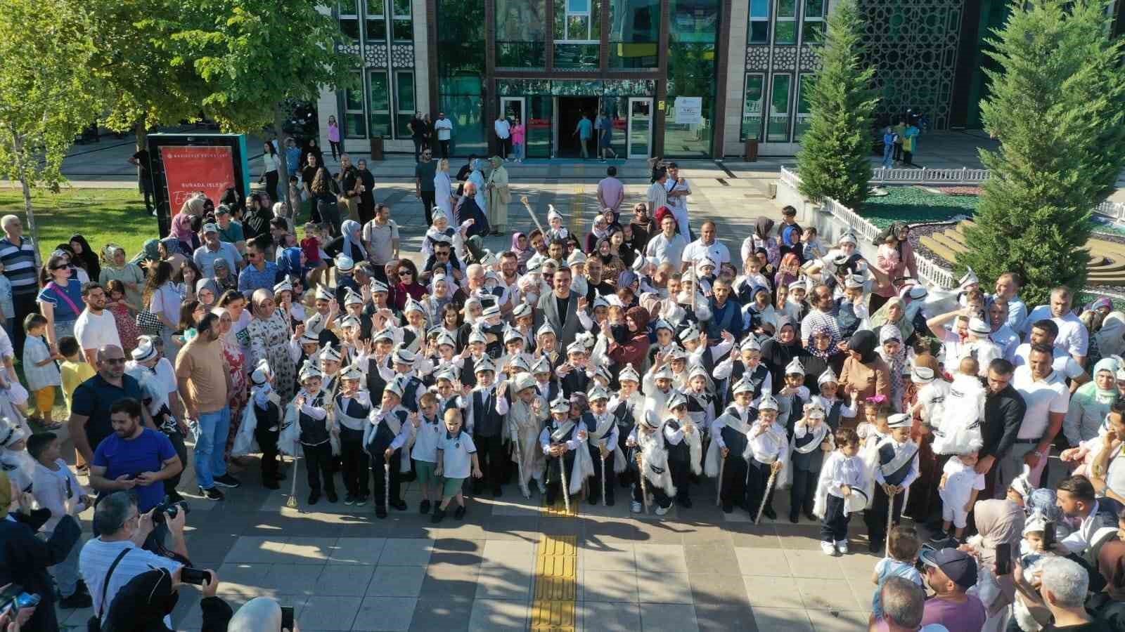 Başiskele&rsquo;de toplu s&uuml;nnet ş&ouml;leni
