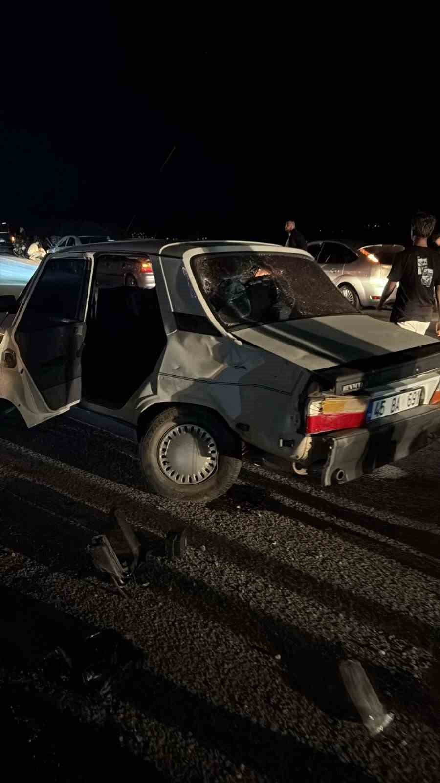 Sındırgı&rsquo;da feci kaza: 1 &ouml;l&uuml;, 1 yaralı
