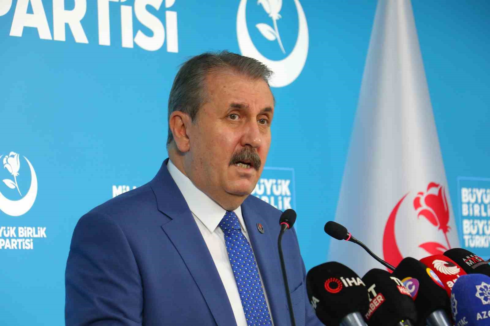 BBP lideri Destici: "Türkiye; milli güvenliğini hiçbir dış gücün onayına ihtiyaç duymadan, kendi bağımsız iradesiyle koruyacaktır"