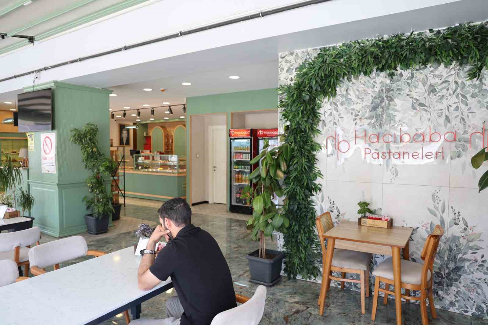 Diyarbakır’ın 40 yıllık tatlı firmasından iflas iddialarına açıklama: "40 yıla aşkın büyük bir firmayız. İğne ucu kadar bir küçülmeye de gitmedik"