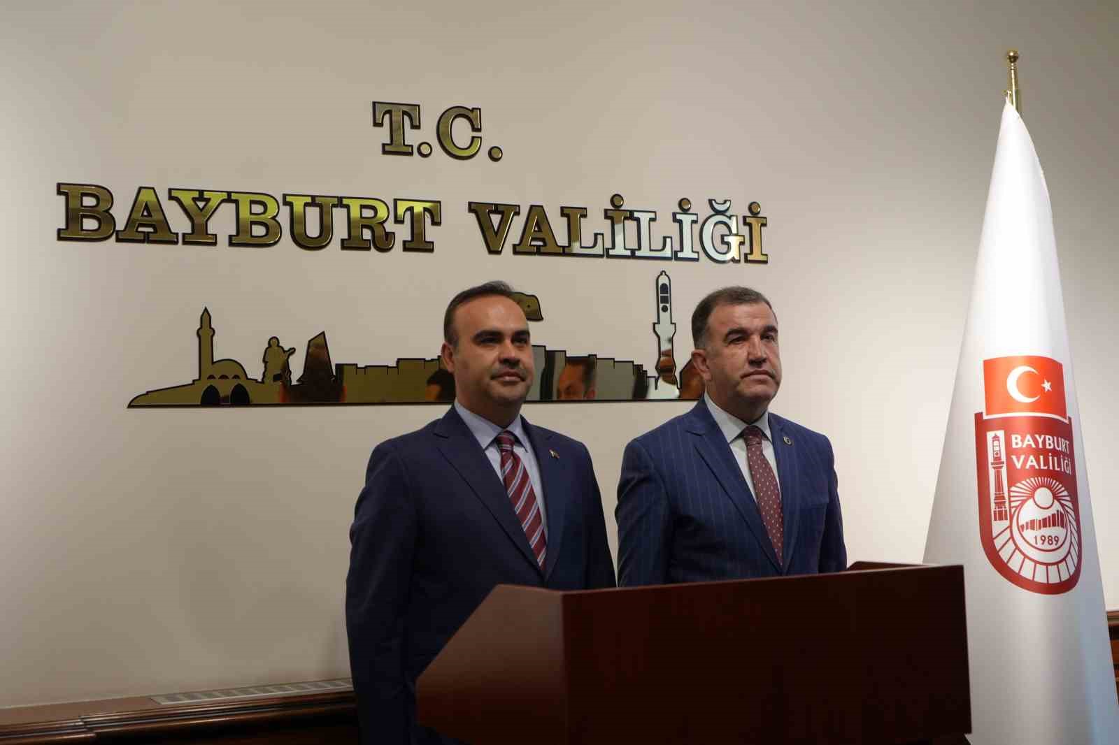 Sanayi ve Teknoloji Bakanı Kacır Bayburt&rsquo;ta ziyaretlerde bulundu
