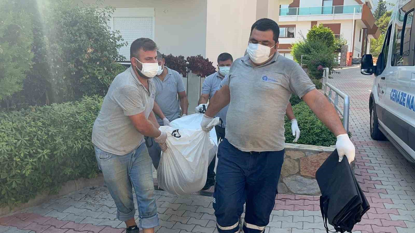 Bel&ccedil;ika vatandaşı Alanya&rsquo;daki evinde &ouml;l&uuml; olarak bulundu
