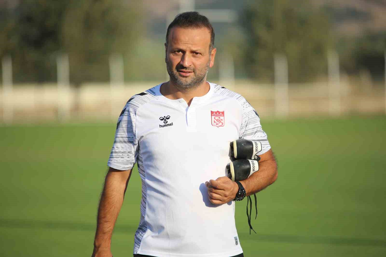 Osman Zeki Korkmaz: "Amed deplasmanı zor geçecek"