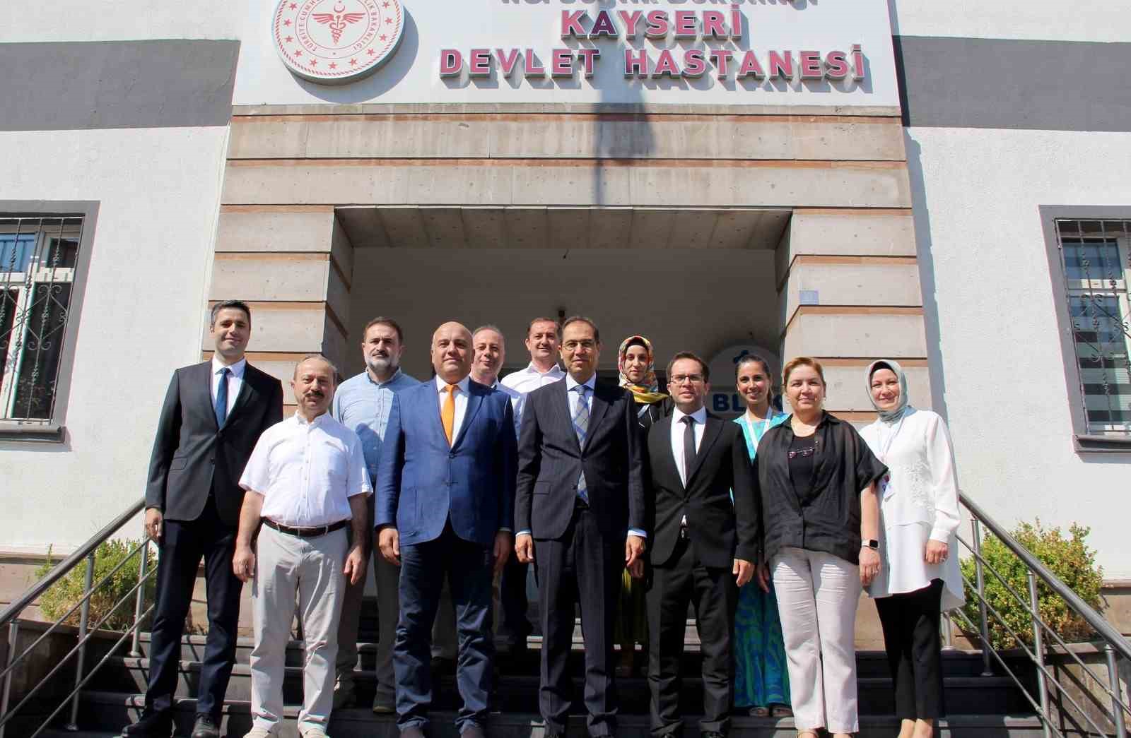 Kayseri Devlet Hastanesi’ne yeni yoğun bakım ünitesi