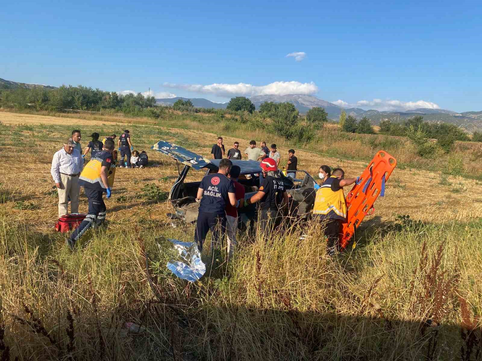 Amasya’da 2 otomobil çarpıştı: 5 yaralı