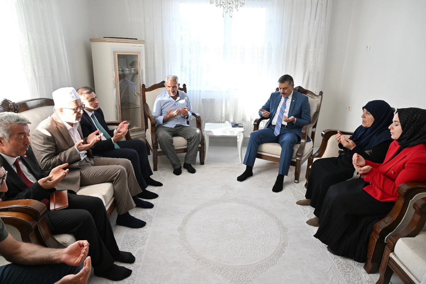 Vali Çiftçi’den şehit ailesine ziyaret