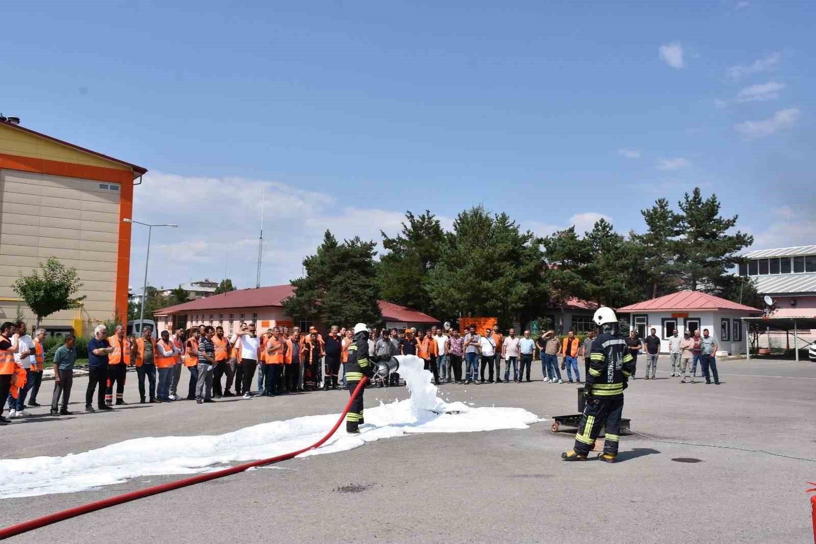 Ger&ccedil;eği aratmayan tatbikatlar
