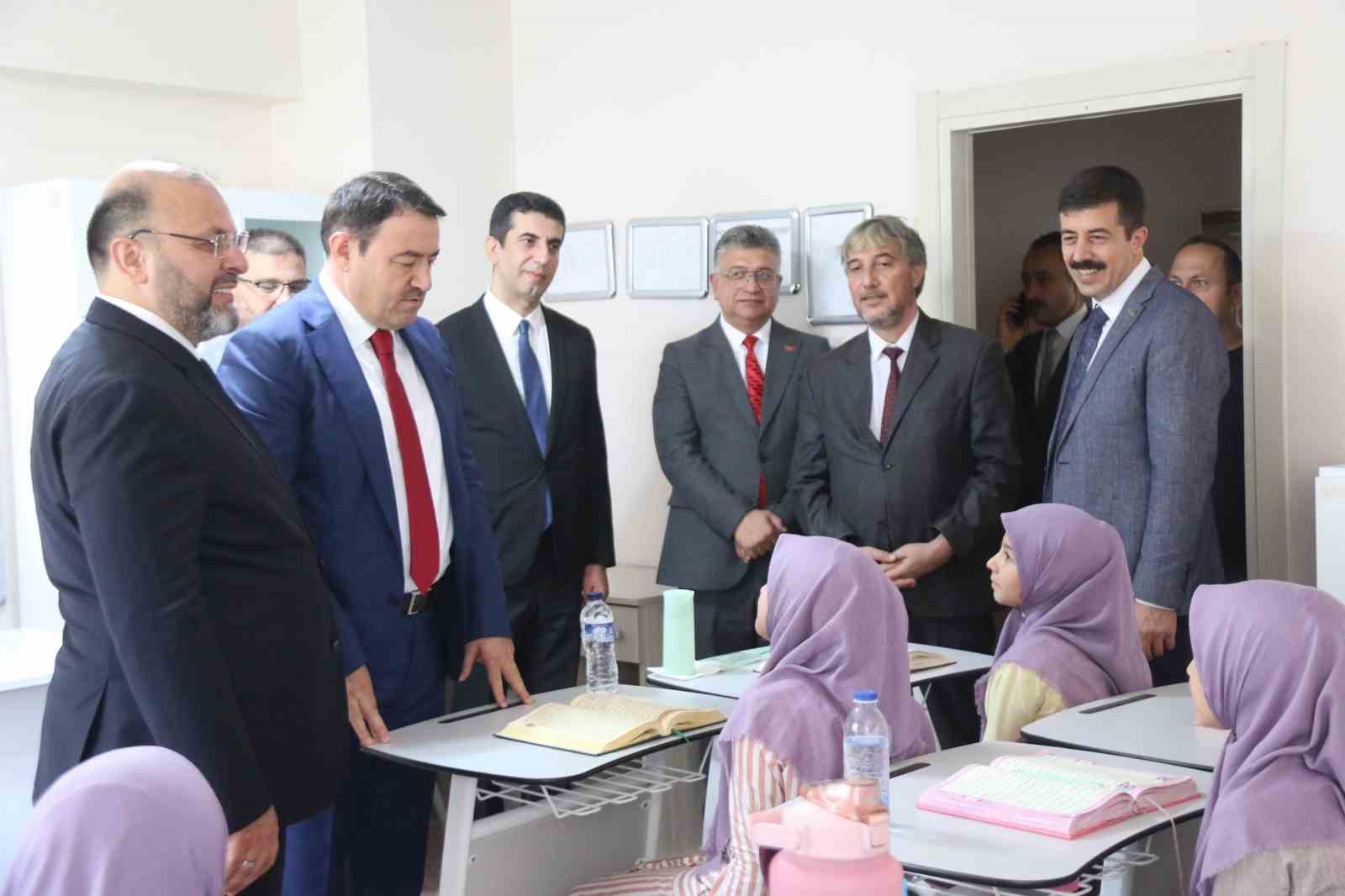 Kütahya’da ’Örgün Eğitimle Hafızlık Projesi’ devam ediyor