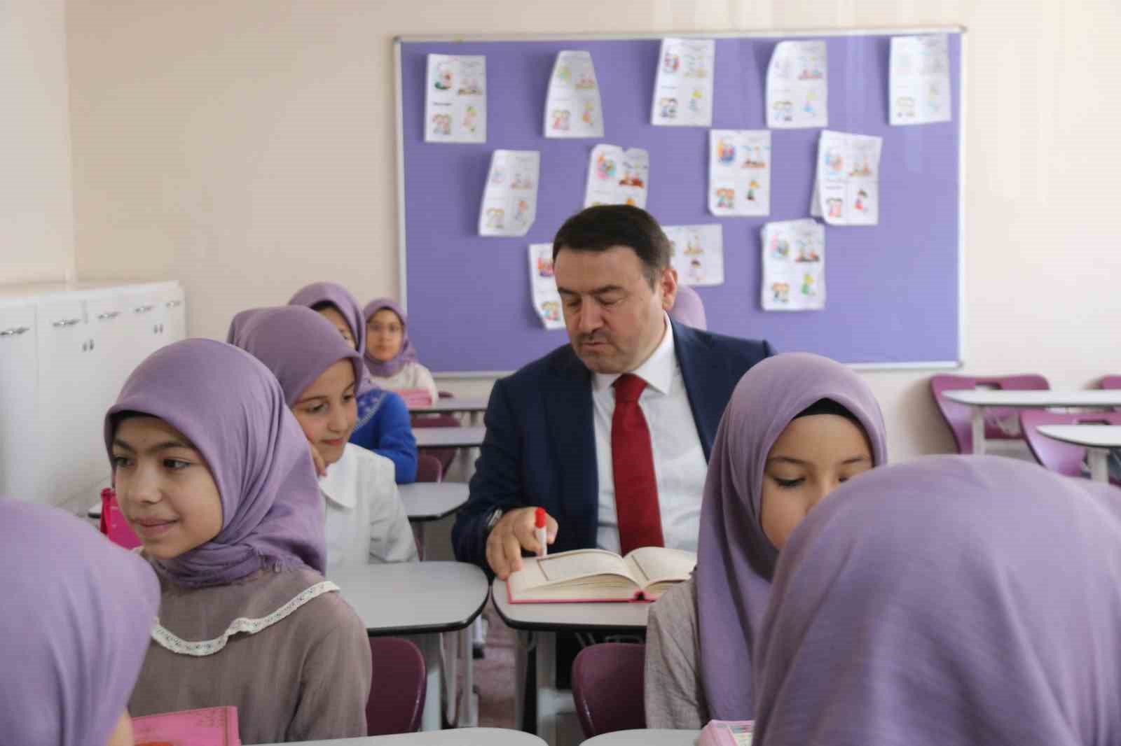 K&uuml;tahya&rsquo;da &rsquo;&Ouml;rg&uuml;n Eğitimle Hafızlık Projesi&rsquo; devam ediyor
