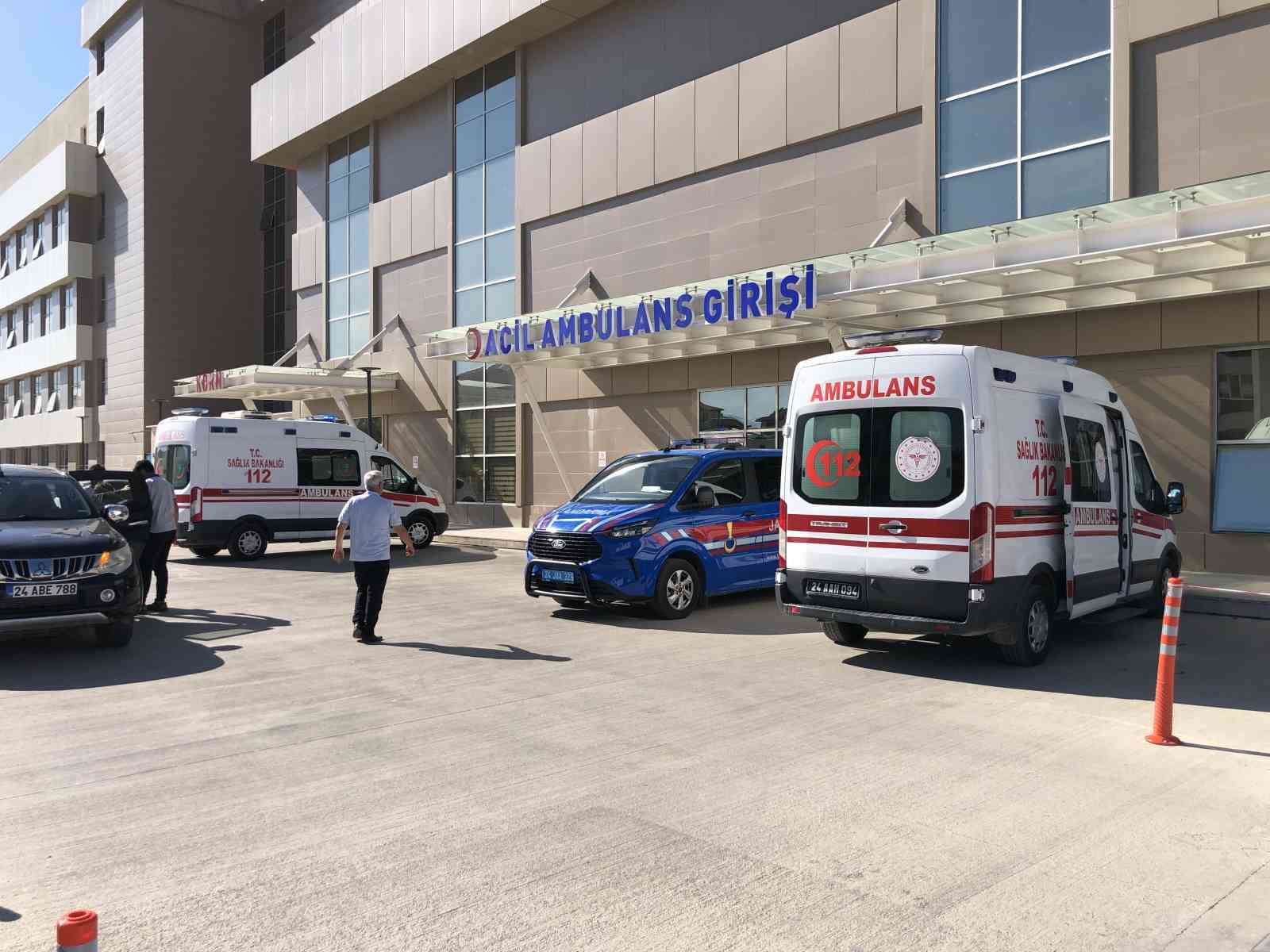 Erzincan’da trafik kazası: 6 yaralı