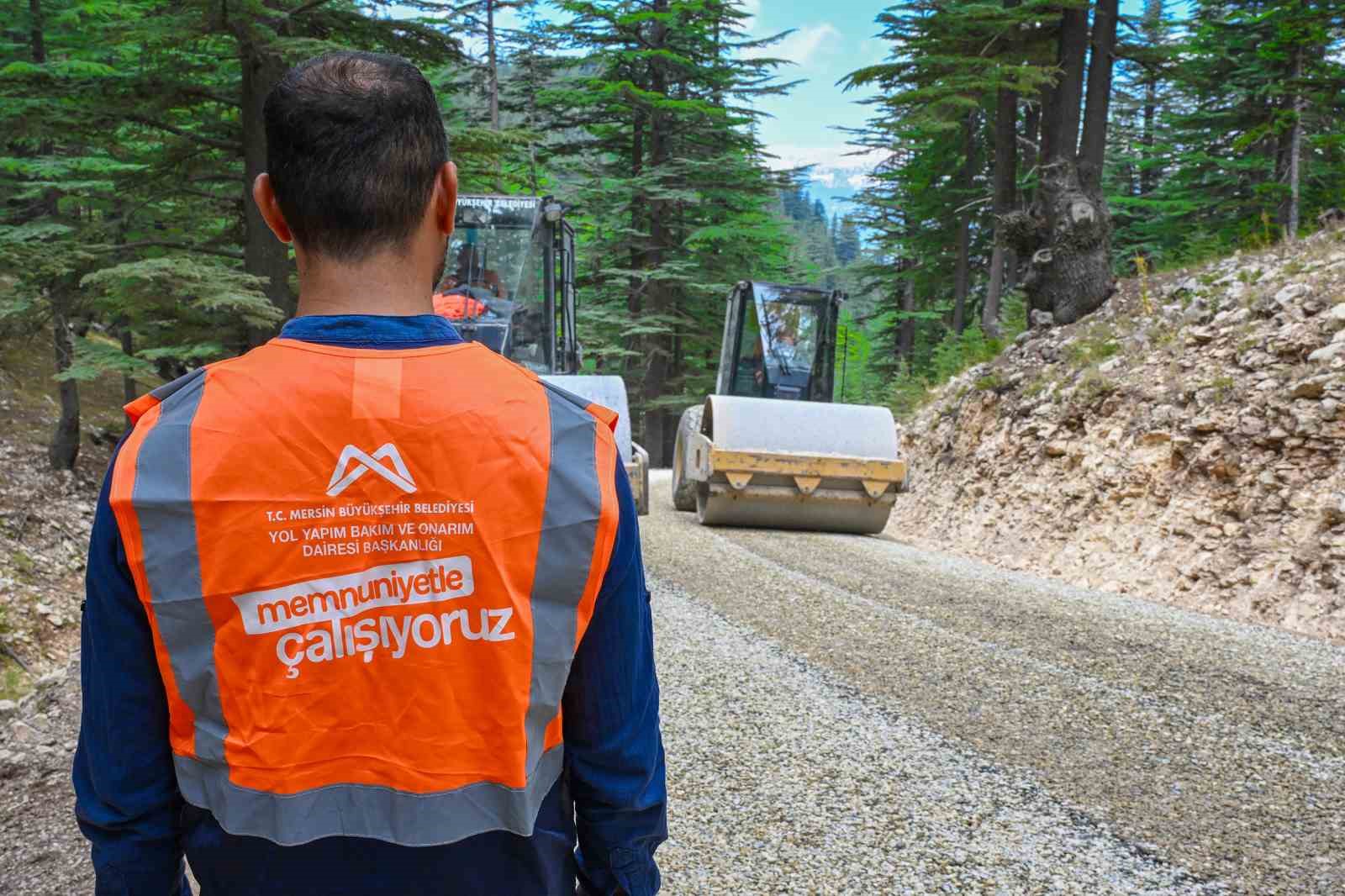 Mersin’de yayla yolu 50 kilometreden 18 kilometreye düştü