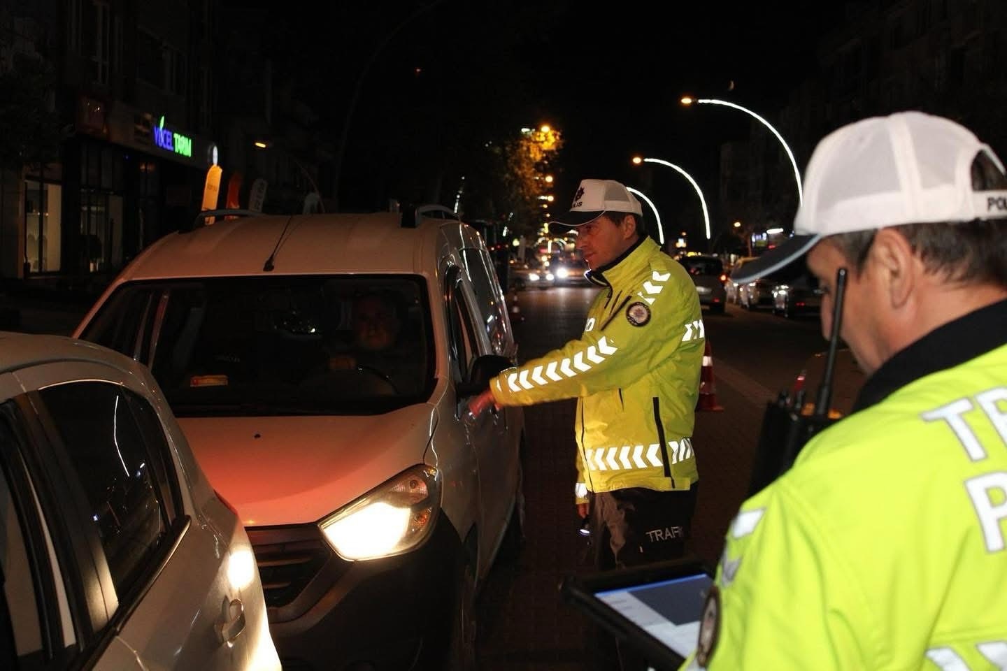 Gönen’de araç sayısı artıyor