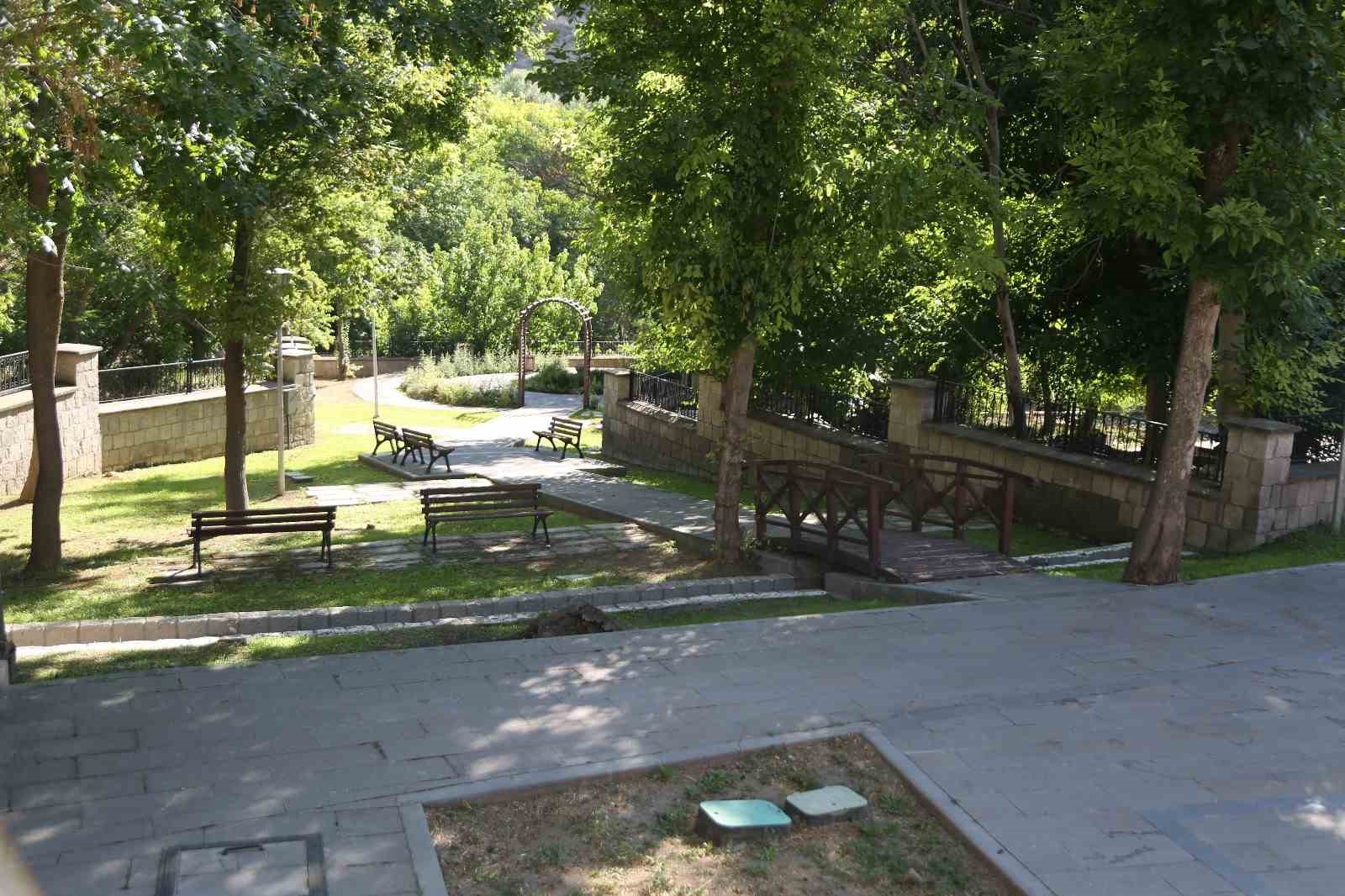 Melikgazi Belediyesi Sağlıklı Yaşam ve Farkındalık Kampı i&ccedil;in başvurular başladı
