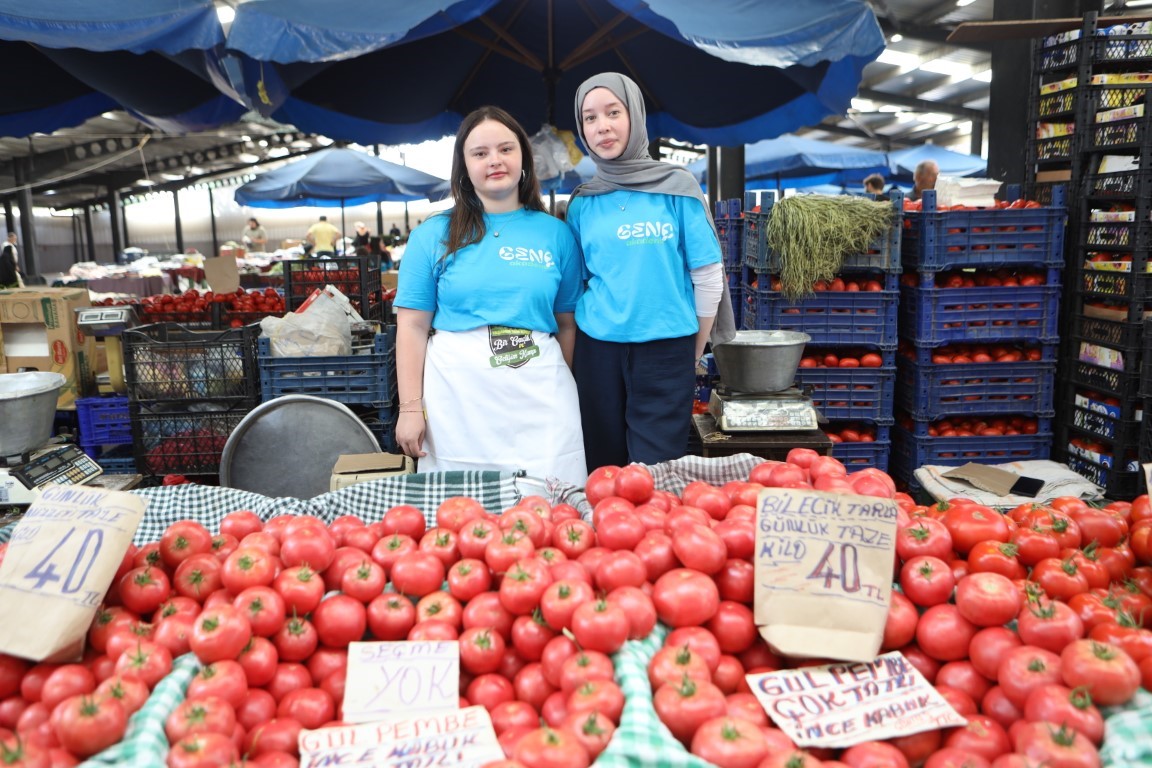 Kartepe’de gençler yaz kampında buluştu