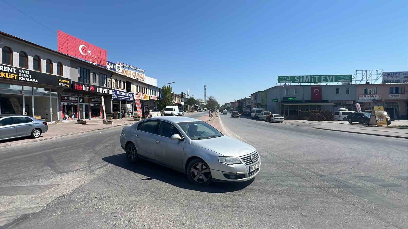 Konya&rsquo;da kaza anları kameraya yansıdı
