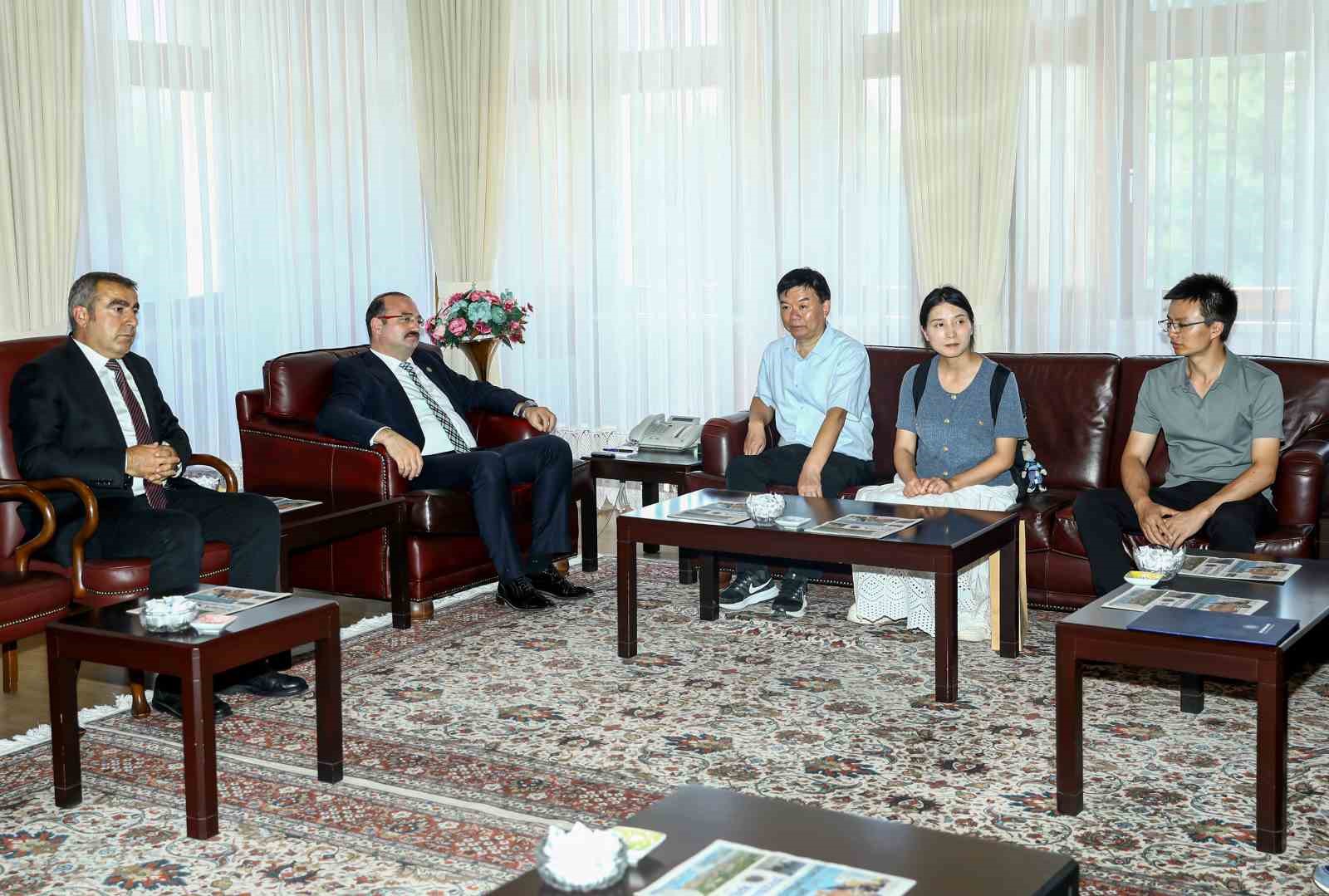 Atat&uuml;rk &Uuml;niversitesi ile &Ccedil;in&rsquo;in Southwest &Uuml;niversitesi arasında iş birliği protokol&uuml;
