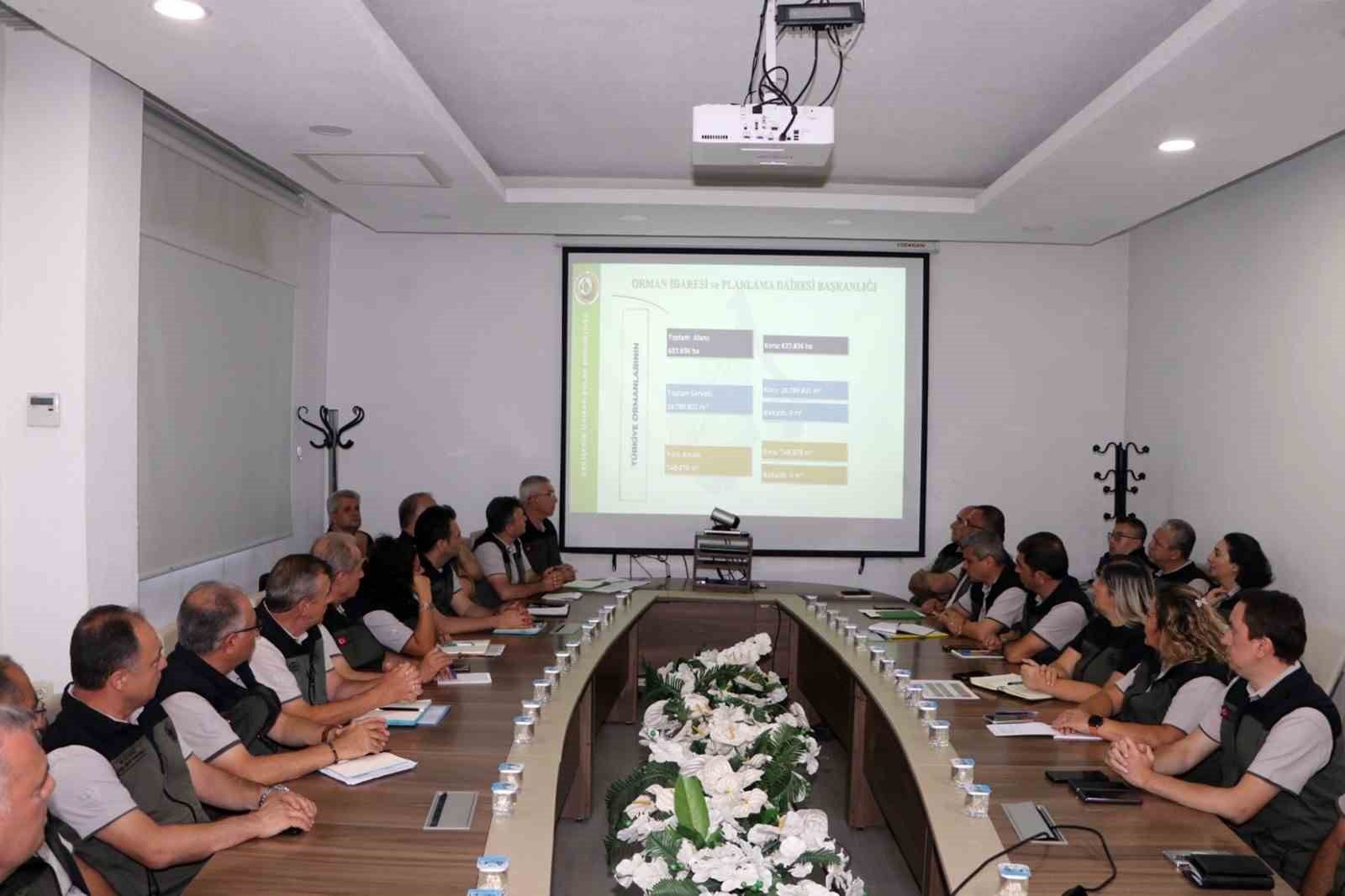 Orman Genel M&uuml;d&uuml;r&uuml; Karacabey Eskişehir&rsquo;e geldi
