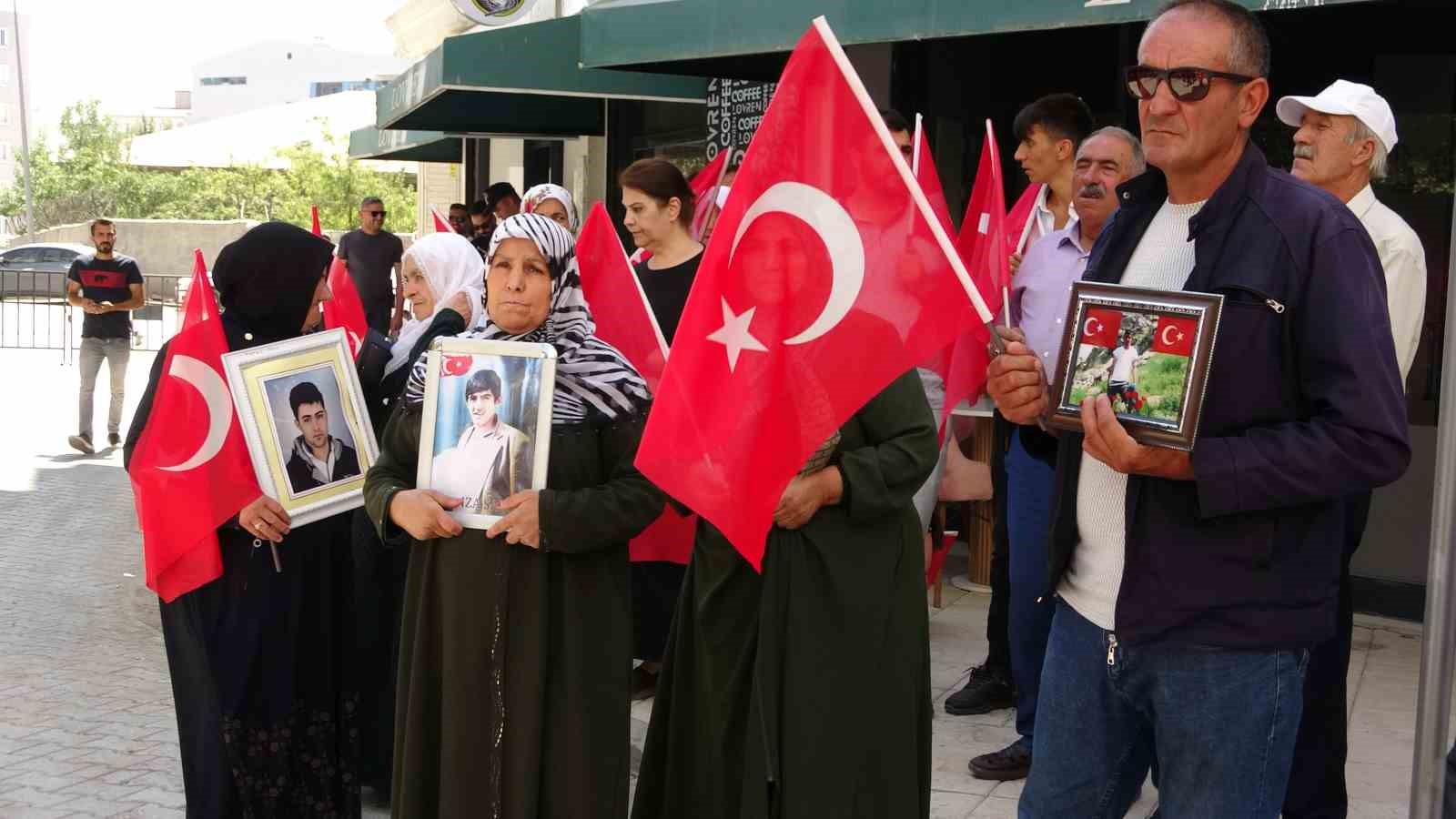 Vanlı ailelerin eylemi 107&rsquo;nci haftasına girdi
