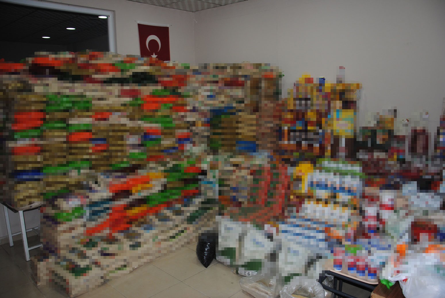 Şanlıurfa’da tonlarca bozuk gıda ürünü ele geçirildi