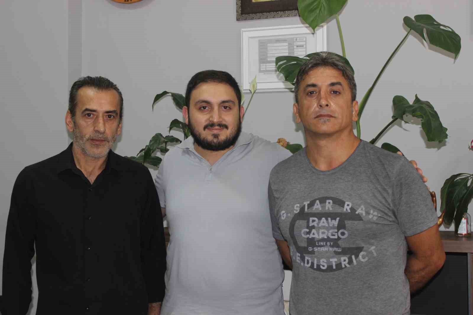 Fas a&ccedil;ıklarında mahsur kalan T&uuml;rkelili Kaptan Ayhan Can, T&uuml;rkeli&rsquo;ye d&ouml;nd&uuml;
