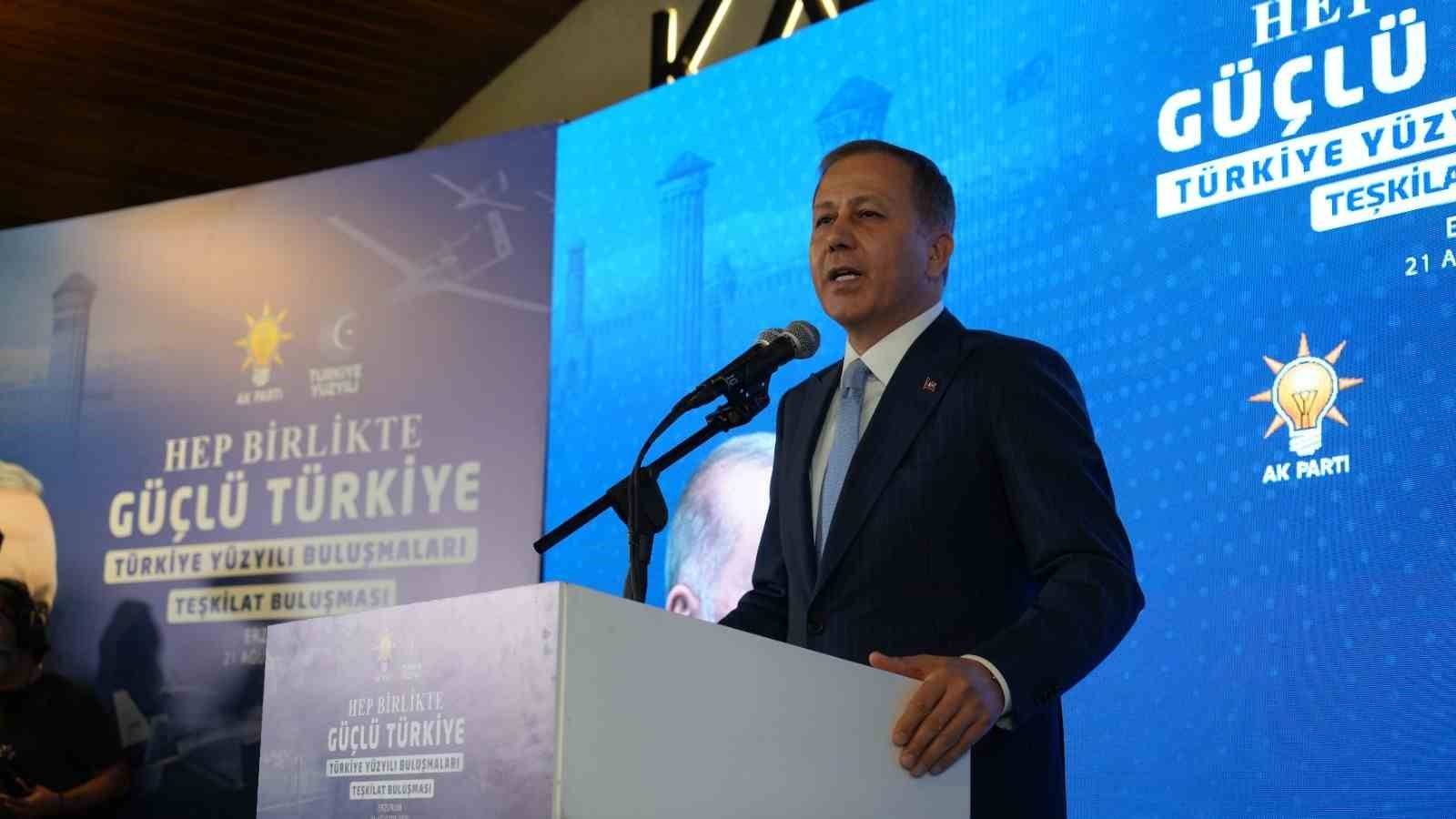 Bakan Yerlikaya: "Türkiye artık terörle anılan değil, teknolojiyle, yatırımla, ihracatla anılan bir ülke olmakta kararlıdır"