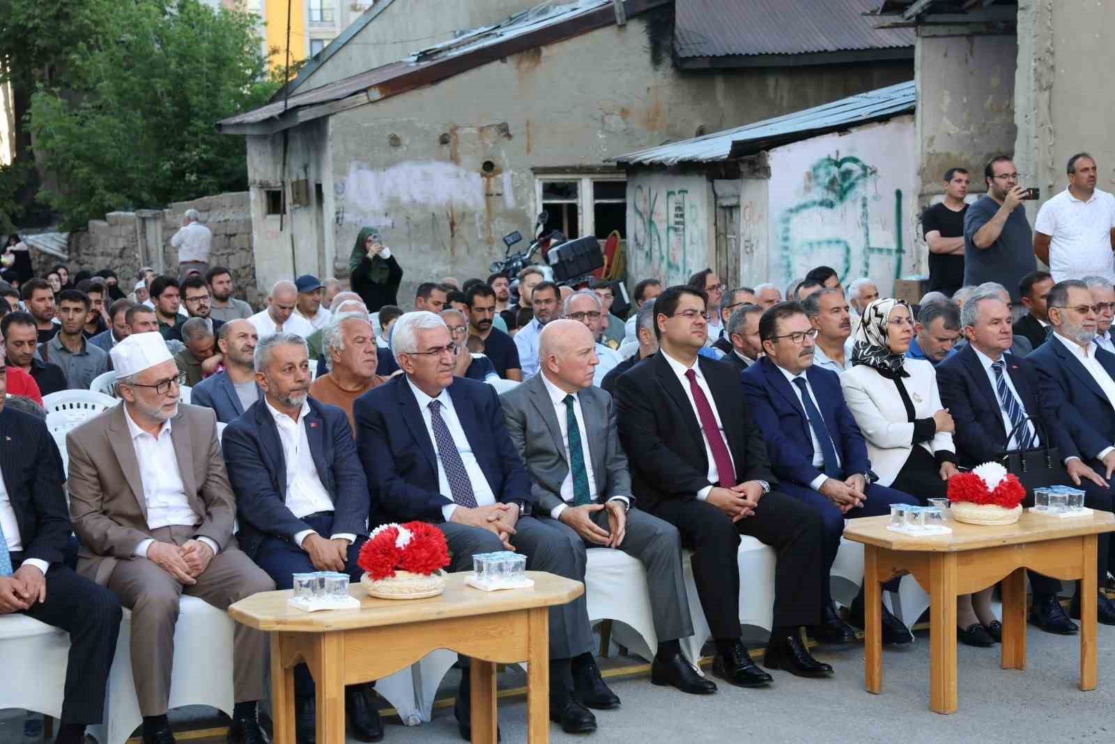 AGV Münevver Hanımlar Yüksek Öğrenim Kız Yurdu’nun temeli atıldı