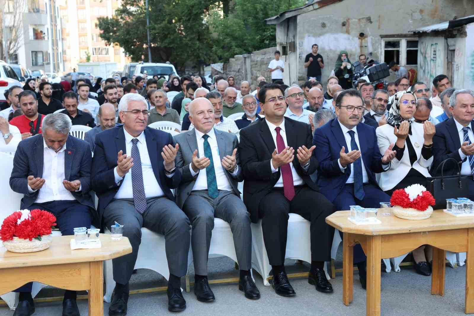 AGV M&uuml;nevver Hanımlar Y&uuml;ksek &Ouml;ğrenim Kız Yurdu&rsquo;nun temeli atıldı
