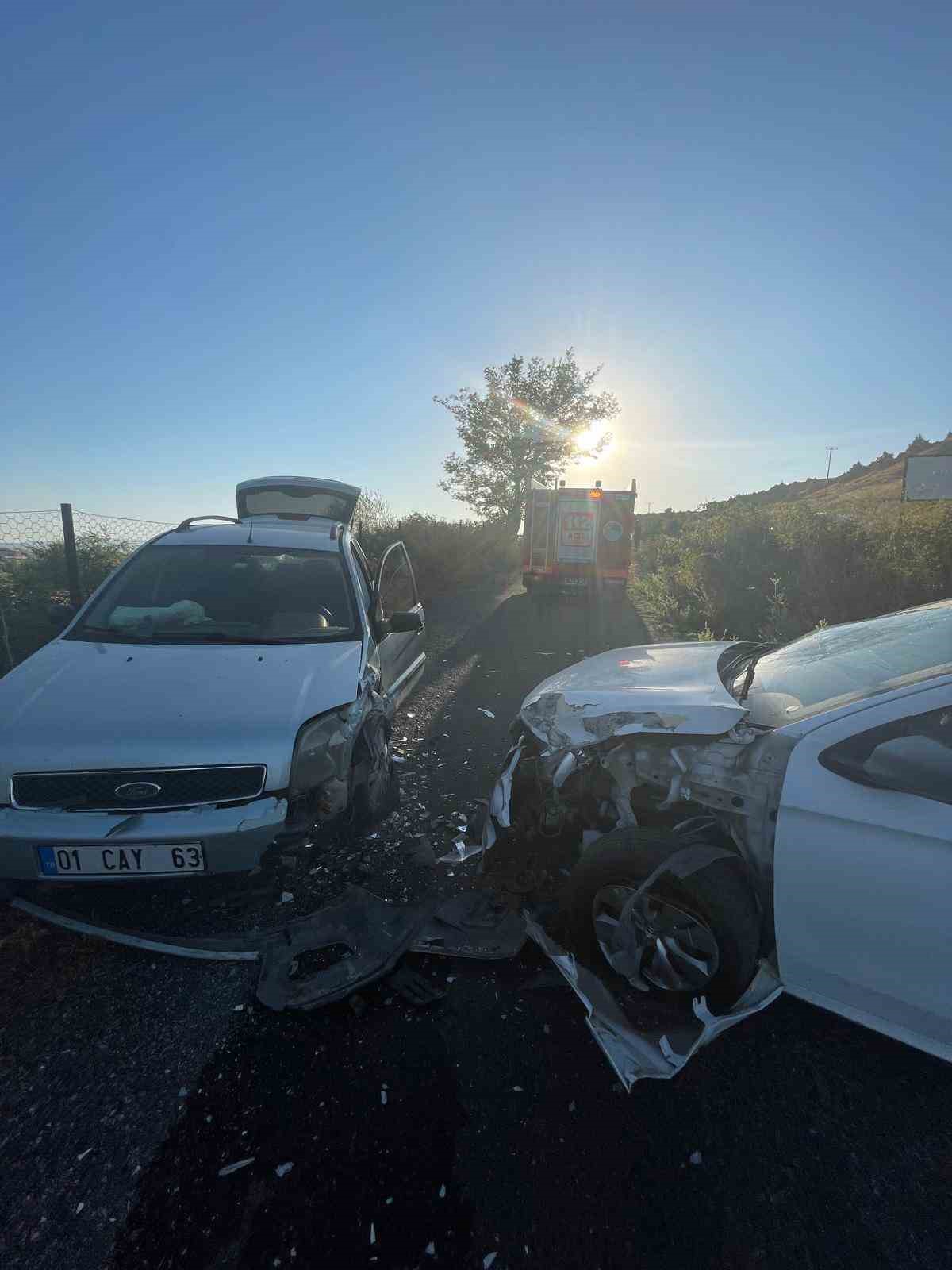 Bing&ouml;l&rsquo;de trafik kazası: 3 yaralı
