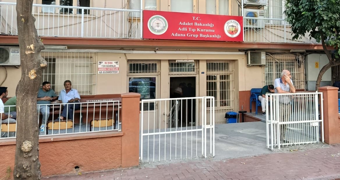 Tartıştığı kişi tarafından sokak ortasında öldürüldü