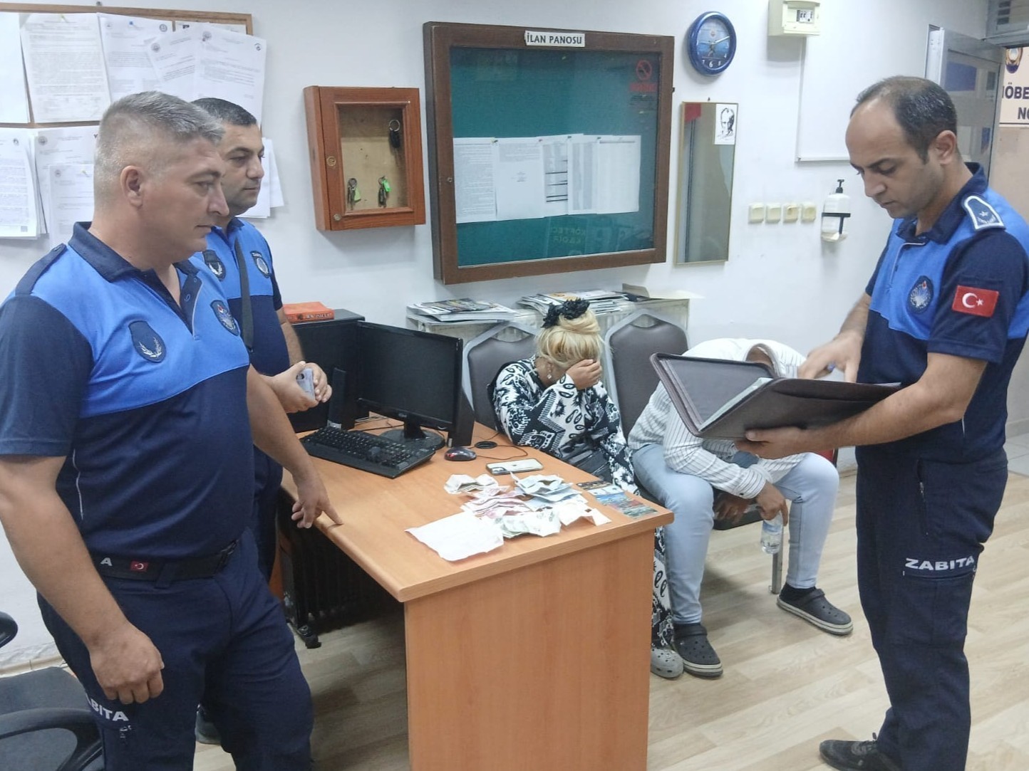 "Yoğun bakımda hastamız var" deyip dilendiler, zabıta yakaladı